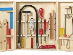 Laubsäge-Holzschrank Vedes